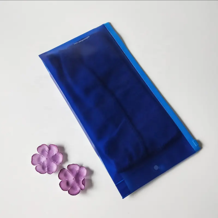 Custom Transparent Blue PVC Stand-Up Zipper Bag with Hang Ho